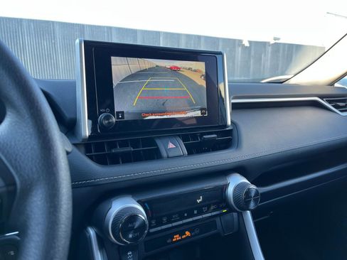 Used 2025 Toyota RAV4 LE image 21