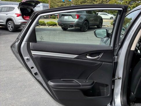 Used 2017 Honda Civic EX-L image 43