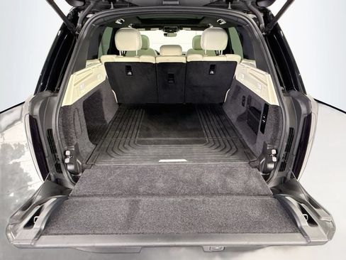 Used 2025 Land Rover Range Rover SE AWD/4WD image 27