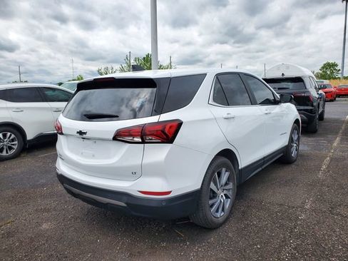 Used 2024 Chevrolet Equinox LT w/ LPO, Floor Liner Package FWD image 4