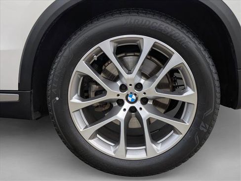 Used 2022 BMW X5 xDrive40i image 25