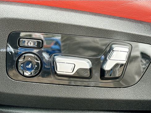 Used 2022 BMW X5 M w/ Executive Package image 25