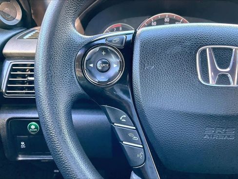 Used 2017 Honda Accord LX-S image 21