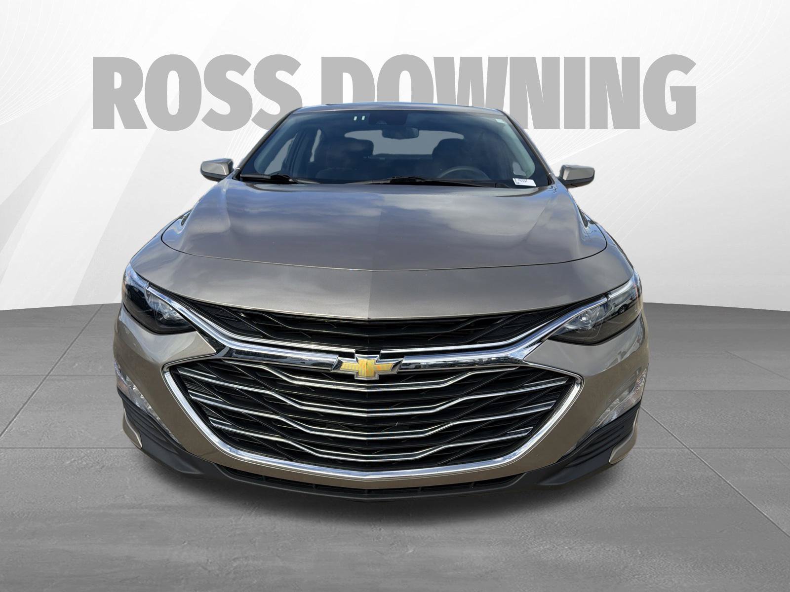 Used 2023 Chevrolet Malibu LT FWD image 2