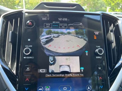 Used 2023 Subaru Ascent Touring AWD/4WD image 15