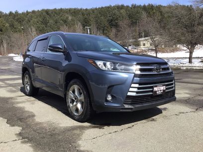 Used 2019 Toyota Highlander Limited