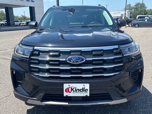 New 2026 Ford Explorer Active AWD/4WD image 2