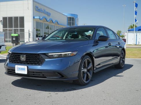 New 2026 Honda Accord SE image 1