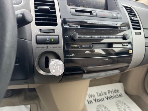 Used 2004 Toyota Prius image 4