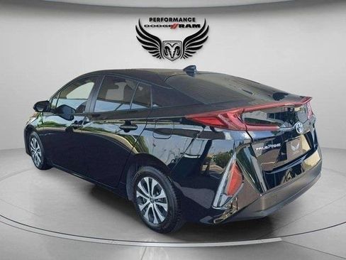 Used 2022 Toyota Prius Prime XLE image 5