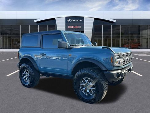 Used 2023 Ford Bronco Badlands image 7