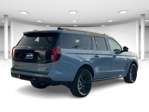 New 2025 Ford Expedition Max Platinum w/ Stealth Appearance Package image 4