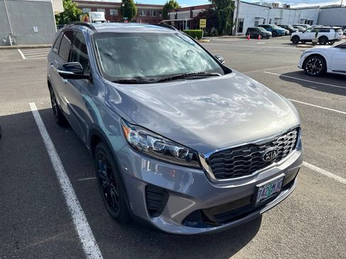 Used 2020 Kia Sorento S AWD/4WD image 4