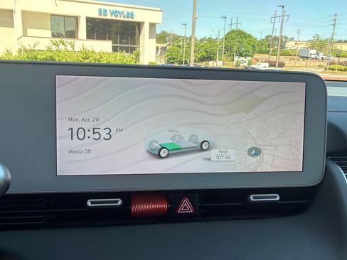 Certified 2024 Hyundai Ioniq 5 Limited RWD image 30