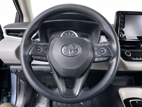 Used 2022 Toyota Corolla LE image 13