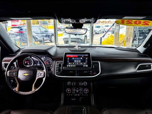 Used 2021 Chevrolet Suburban High Country w/ Premium Package image 35