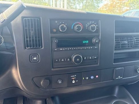 Used 2025 Chevrolet Express 2500 Extended w/ Driver Convenience Package RWD image 16