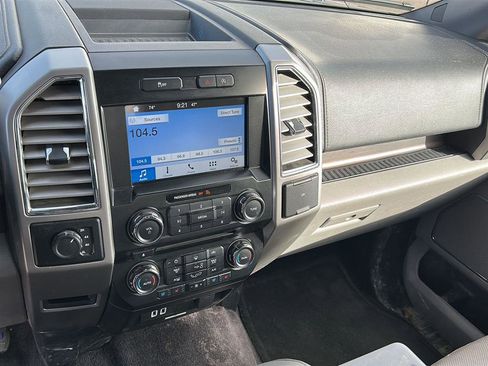 Used 2016 Ford F150 Lariat image 11