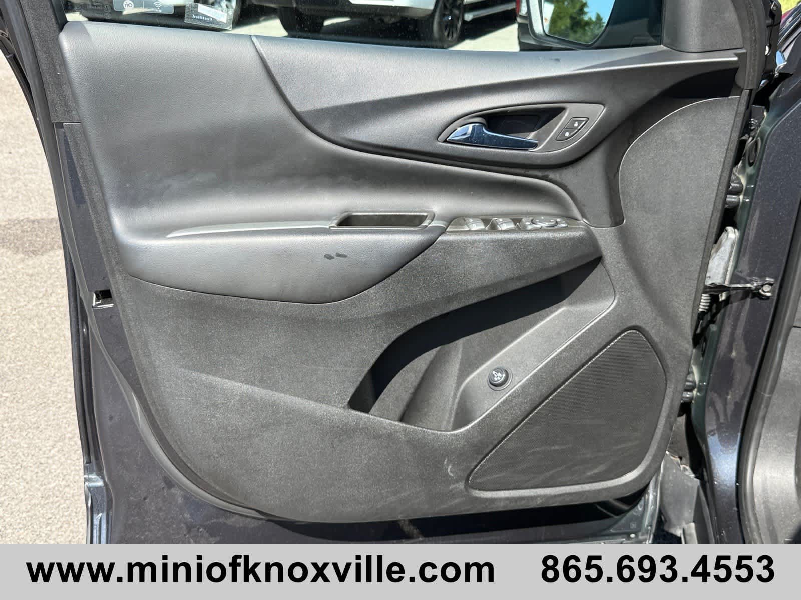 Used 2023 Chevrolet Equinox LT FWD image 16