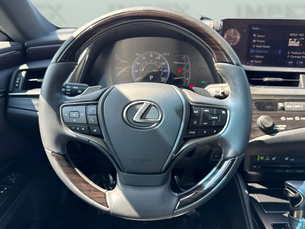 Used 2019 Lexus ES 350 w/ Premium Package FWD image 13