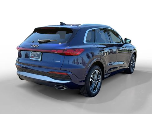 New 2025 Audi Q5 Prestige image 5