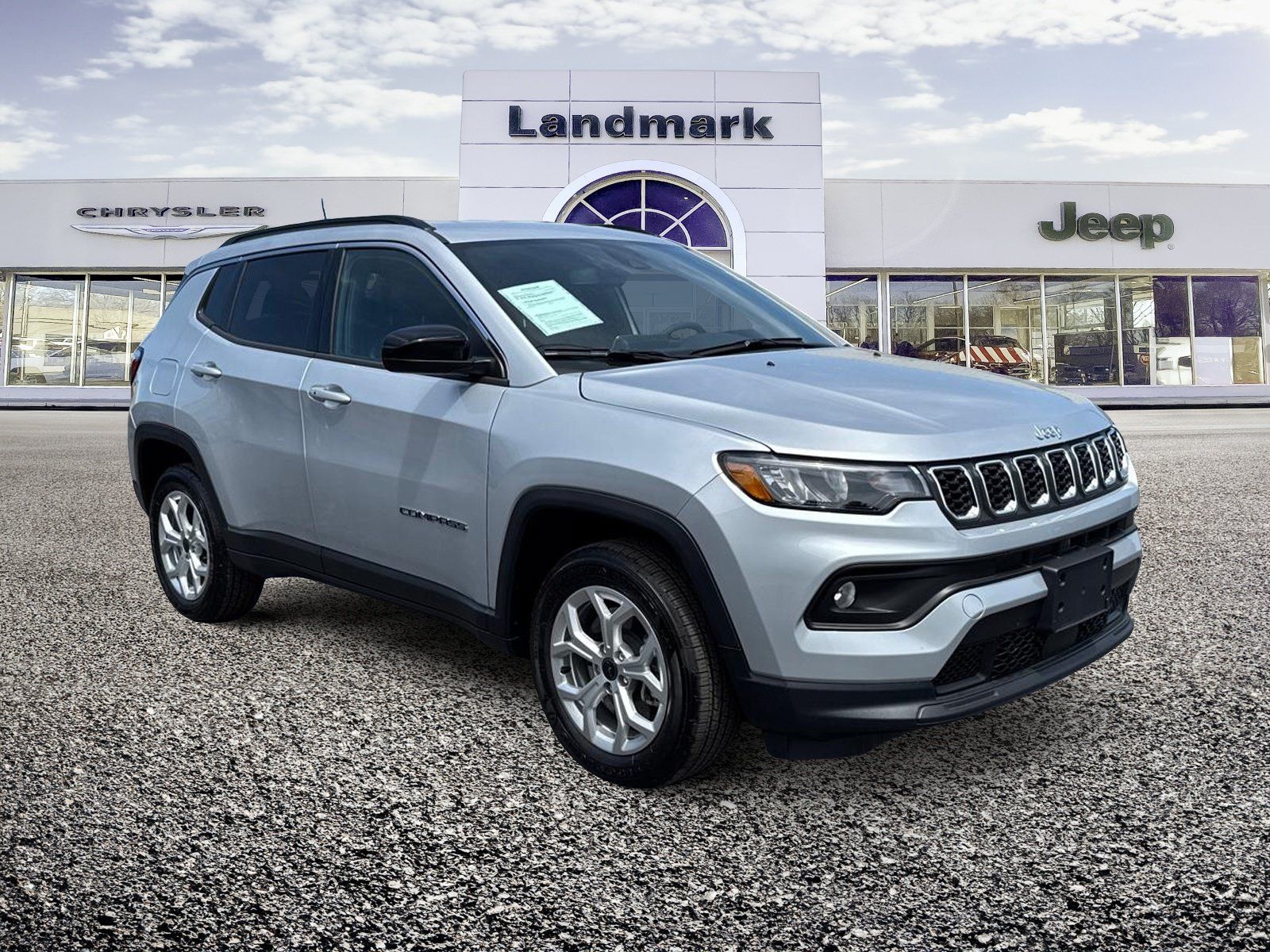 Used 2025 Jeep Compass Latitude AWD/4WD image 20
