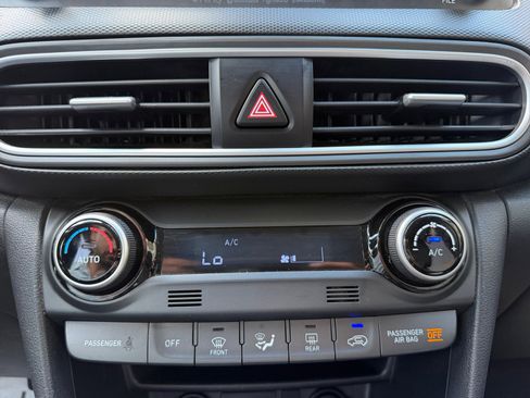 Used 2020 Hyundai Kona Ultimate image 9