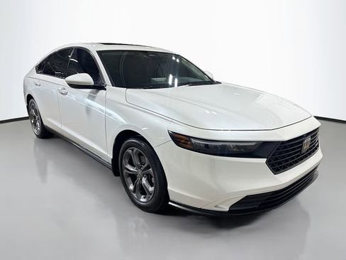 Used 2024 Honda Accord EX image 5
