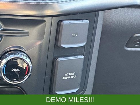 Used 2025 Ford F150 Lariat AWD/4WD image 34