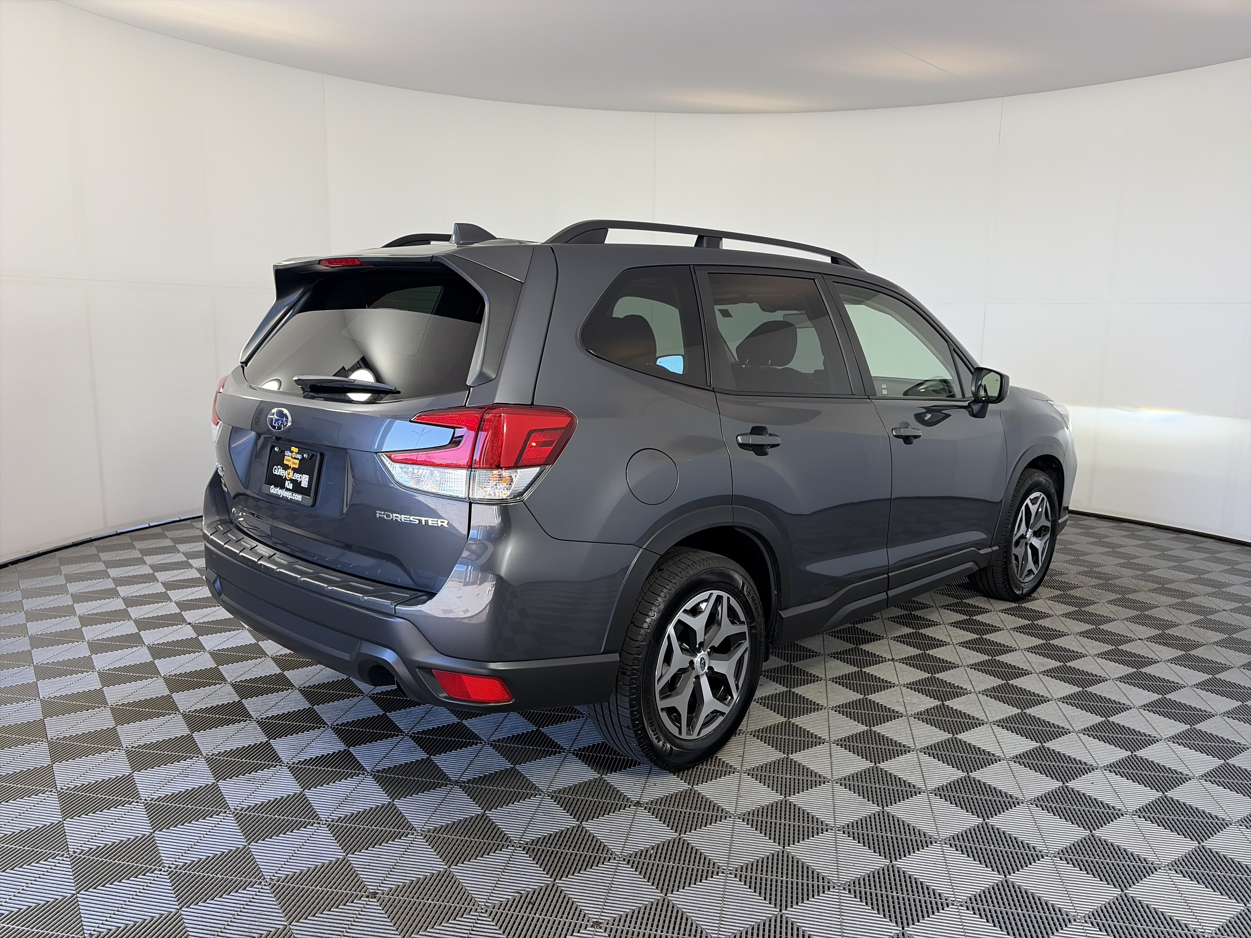 Used 2021 Subaru Forester Premium w/ Popular Package #1 AWD/4WD image 10