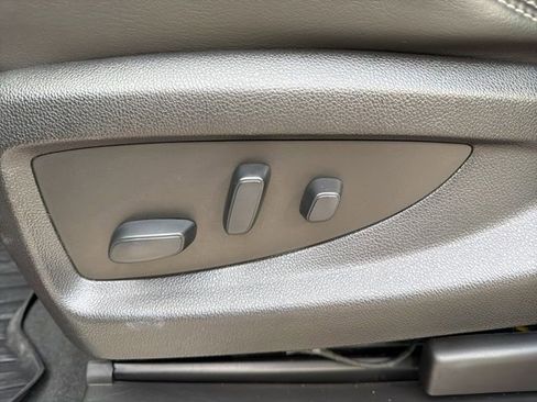 Used 2019 GMC Yukon Denali image 11