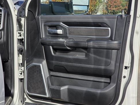 Used 2020 RAM 3500 Laramie image 10