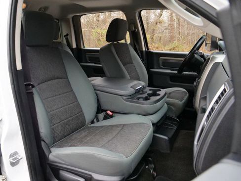 Used 2014 RAM 3500 Big Horn image 36