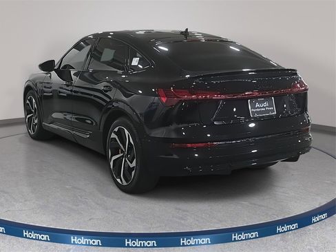 Used 2023 Audi e-tron Premium Plus w/ Premium Plus Package image 8