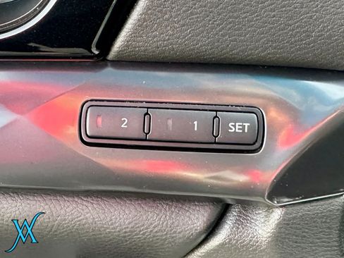 Used 2021 Nissan Maxima SR w/ Sport Mat Group FWD image 14