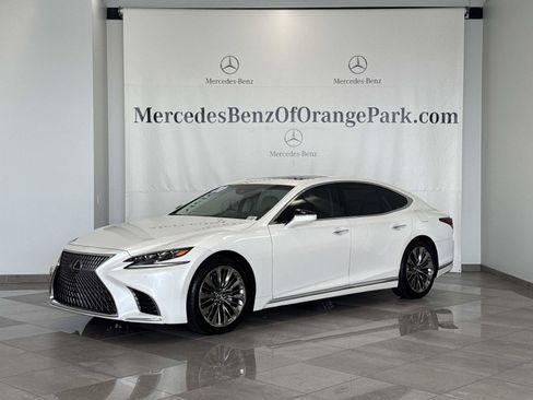 Used 2020 Lexus LS 500 w/ Accessory Package (Z1) RWD image 1