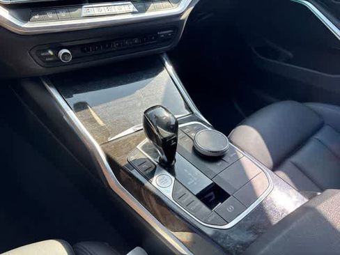 Used 2021 BMW 330i Sedan w/ Convenience Package RWD image 16