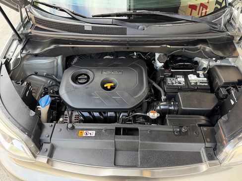 Used 2018 Kia Soul + FWD image 29