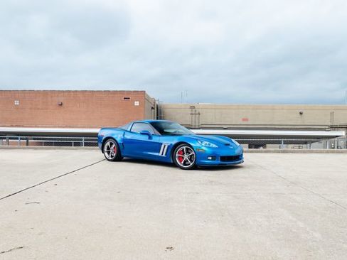 Used 2011 Chevrolet Corvette Grand Sport w/ Preferred Equipment Group image 17