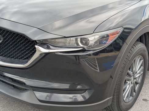 Used 2017 MAZDA CX-5 Touring w/ Preferred Equipment Package AWD/4WD image 12