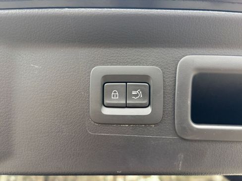 Used 2025 MAZDA CX-50 AWD 2.5 S w/ Preferred Package image 23