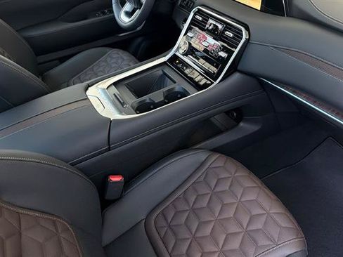 New 2026 Nissan Armada Platinum Reserve AWD/4WD image 18