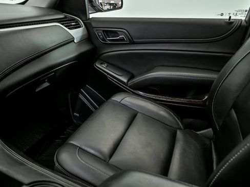 Used 2019 GMC Yukon XL SLT w/ Open Road Package image 23