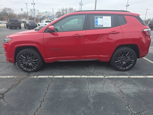 Used 2023 Jeep Compass Limited AWD/4WD image 4