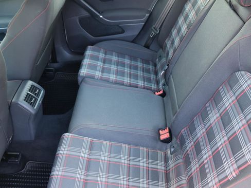 Used 2016 Volkswagen GTI S image 19