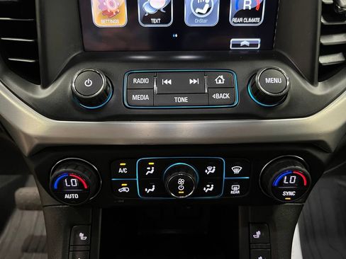 Used 2017 GMC Acadia SLE w/ Driver Alert Package I FWD image 28
