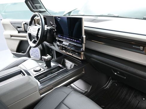 Used 2024 GMC Hummer EV 3X image 24