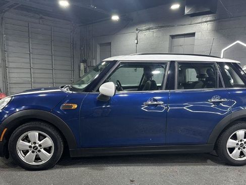 Used 2015 MINI Cooper 4-Door Hardtop FWD image 4
