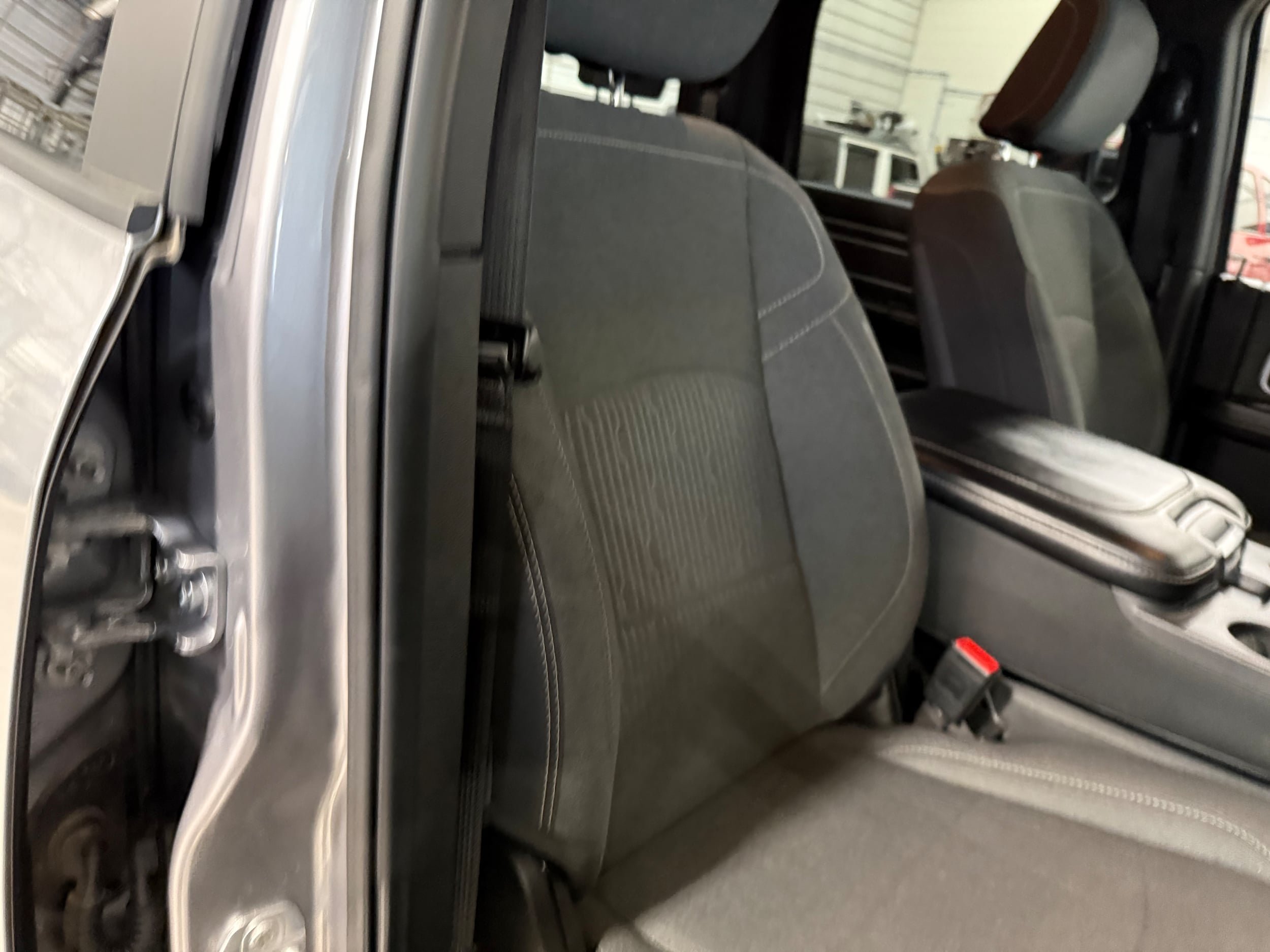 Certified 2024 RAM 2500 Big Horn w/ Night Edition AWD/4WD image 12