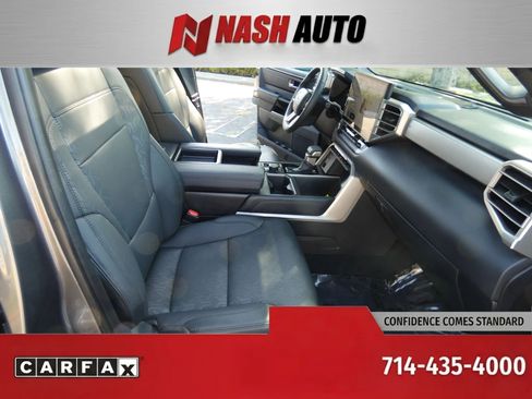 Used 2025 Toyota Tundra Limited image 31